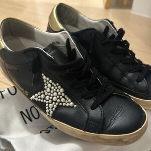 Golden Goose Sneakers
